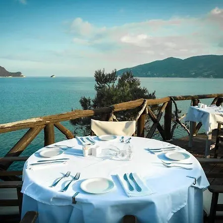 Gloria Maris (adults Only) 3* Laganász