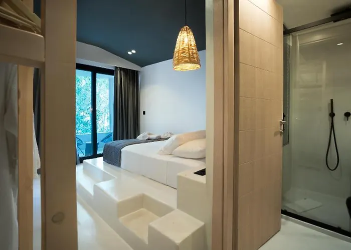 Gloria Maris (adults Only)